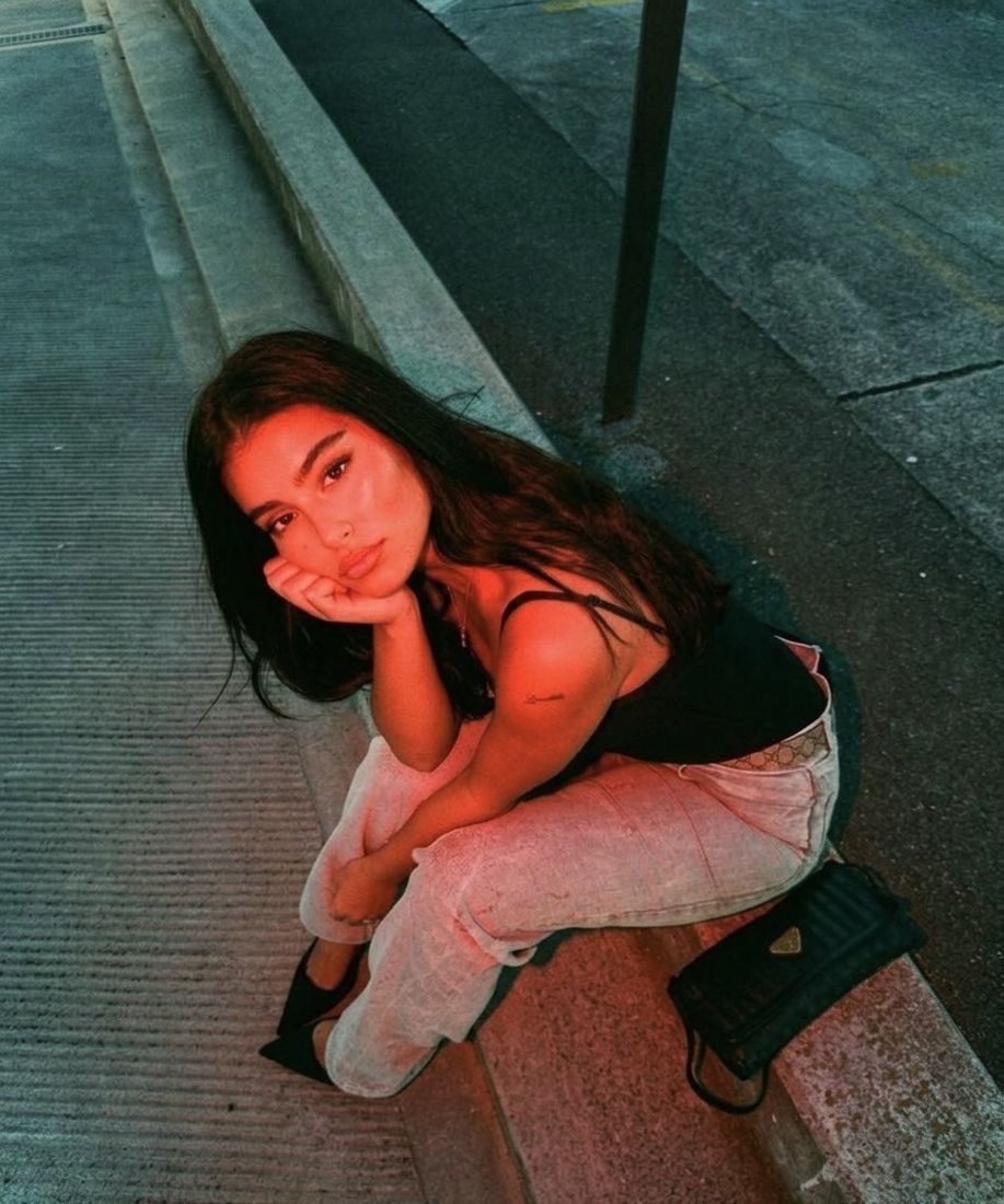 Red flash look